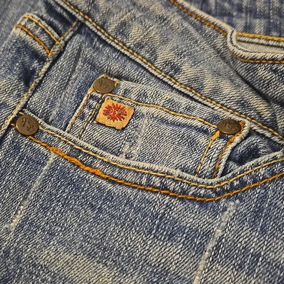 Paris Blues Jeans Womens Size 17 Light Blue Distressed Flare Leg - Picture 3 of 14